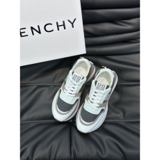 Givenchy Sneakers